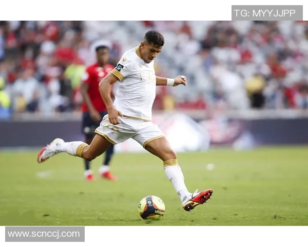 马赛与蒙彼利埃激战正酣谁将赢得法甲巅峰对决的荣耀 马赛与蒙彼利埃激战正酣谁将赢得法甲巅峰对决的荣耀