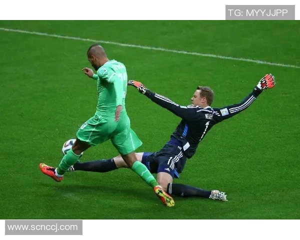 诺伊尔：从守门员到传奇，足球场上的不屈精神与荣耀之路