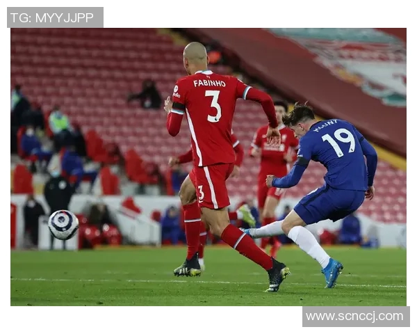 赫根与佐加顿的激烈对决揭示足球战术的博弈与魅力